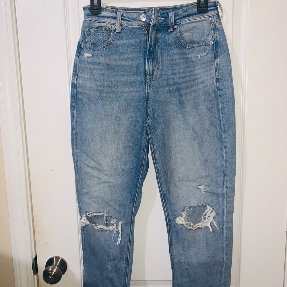 American eagle mom jeans
